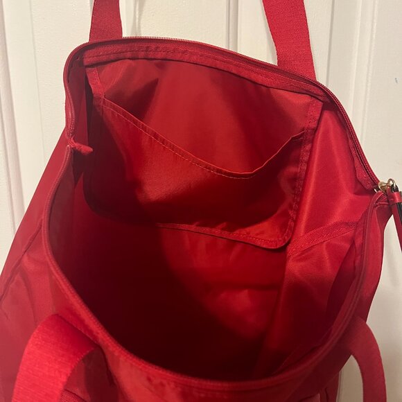 NWOT Victorias Secret large red heart tote - Picture 4 of 6
